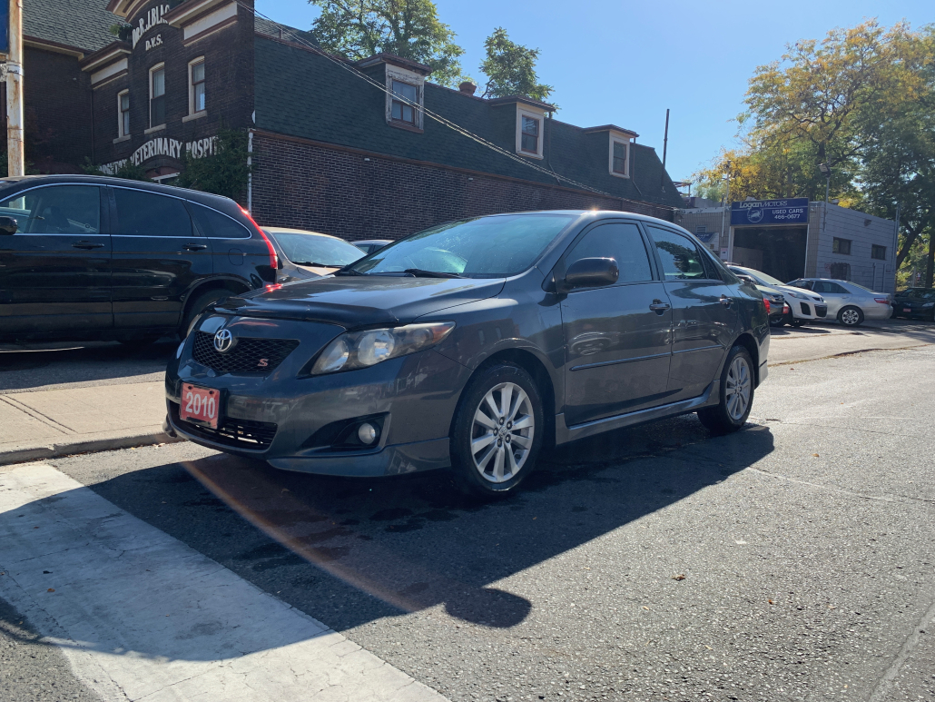 2010 Toyota Corolla 215 2 (1)
